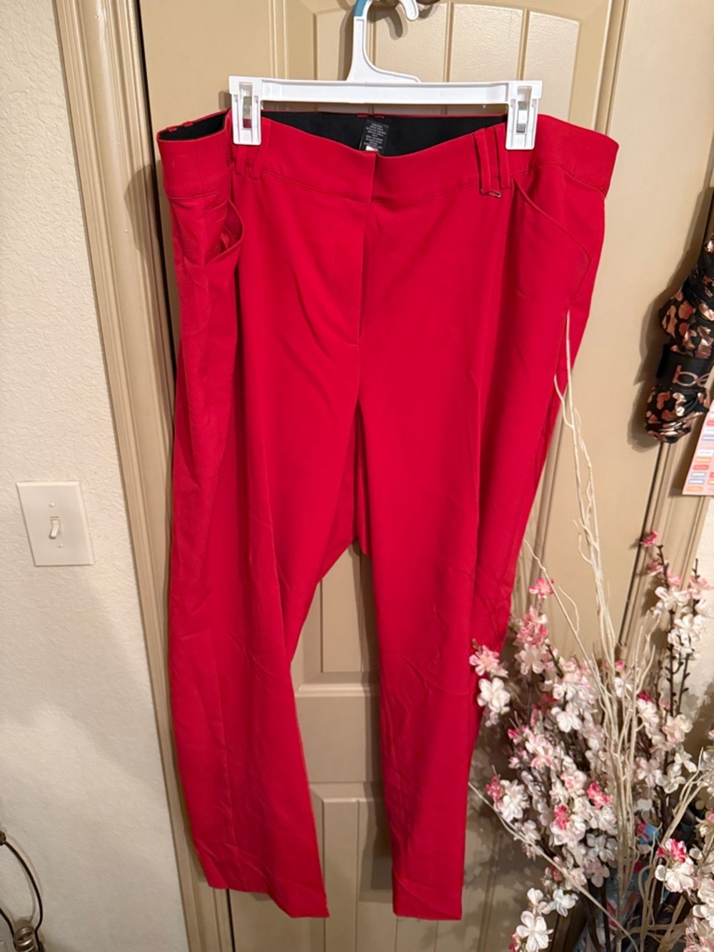 Lane Bryant Women’s Red Dress Pants sz 24